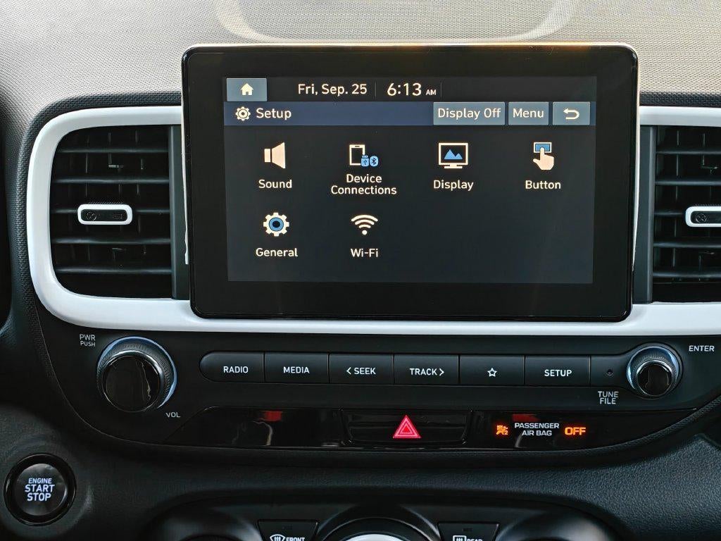 2026 Hyundai Venue SEL w/Two-Tone Roof