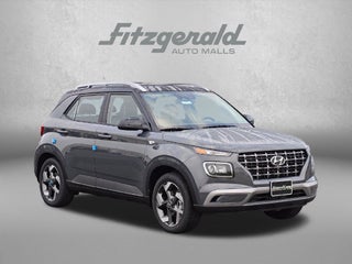 2026 Hyundai Venue SEL w/Two-Tone Roof