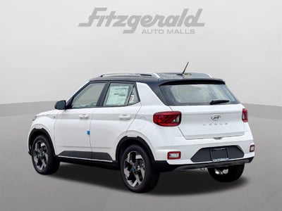 2026 Hyundai Venue SEL w/Two-Tone Roof