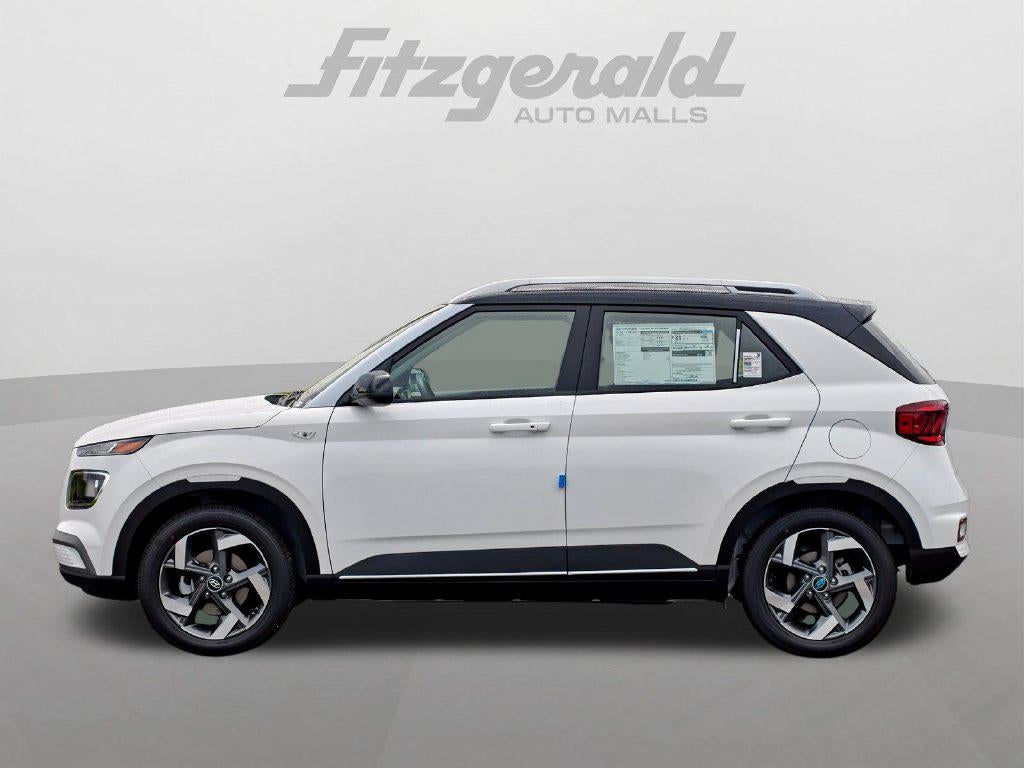 2026 Hyundai Venue SEL w/Two-Tone Roof