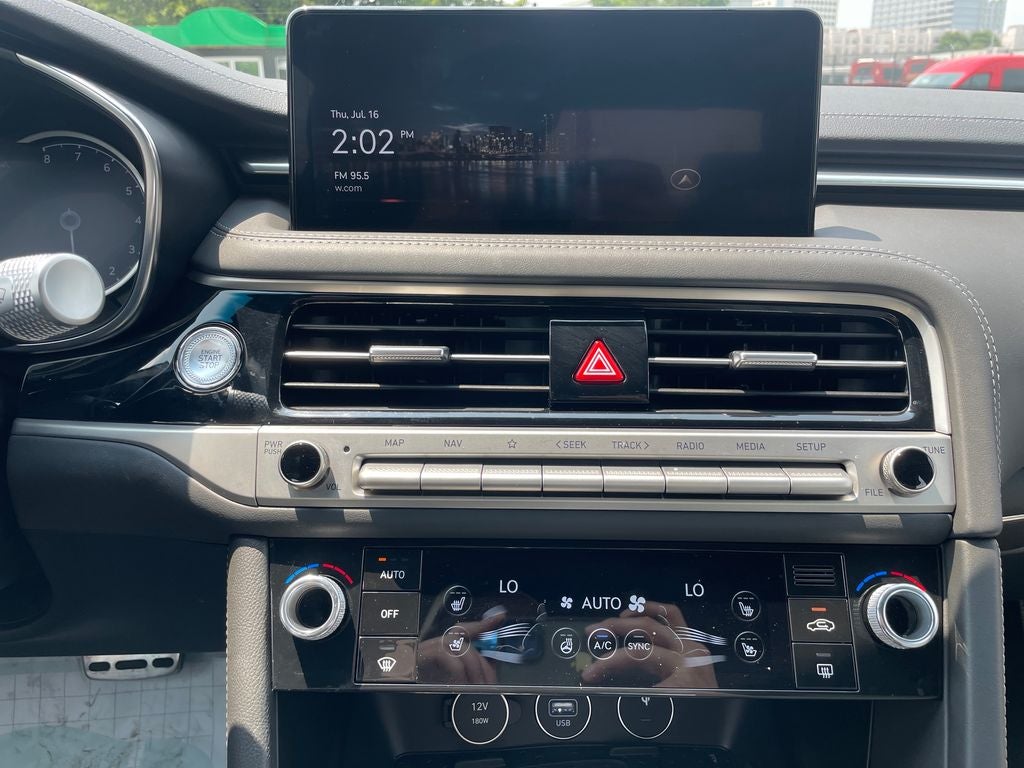 2025 Genesis G70 2.5T