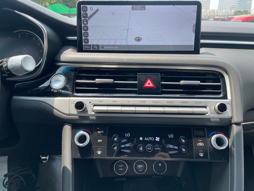 2025 Genesis G70 2.5T