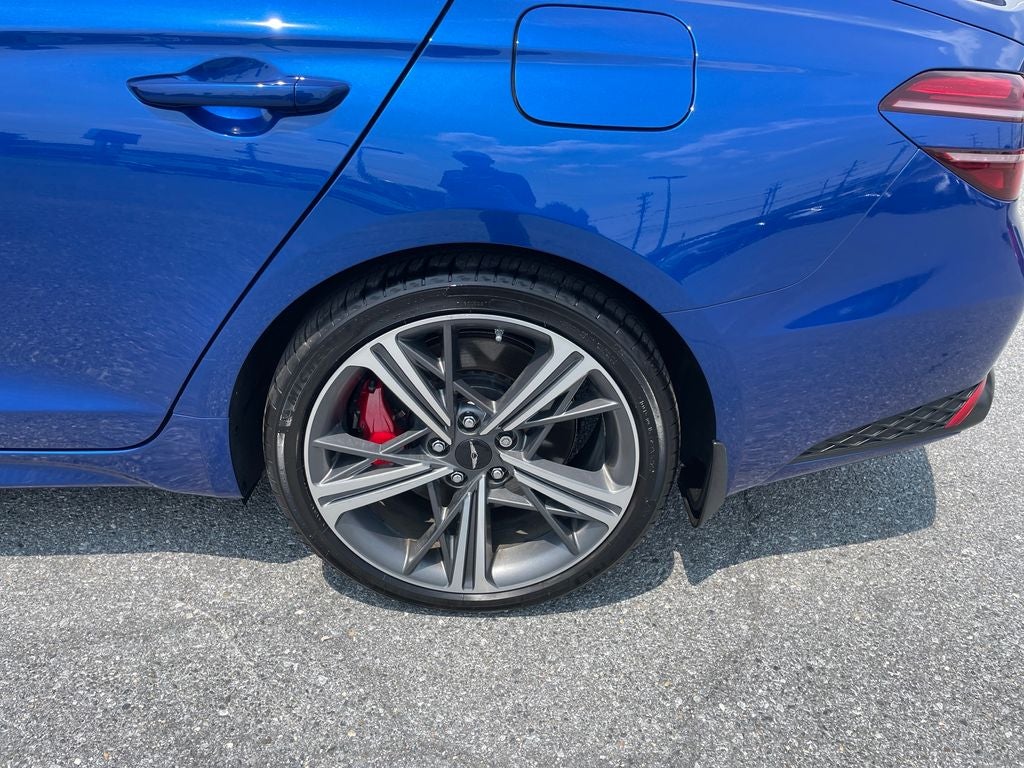 2025 Genesis G70 2.5T