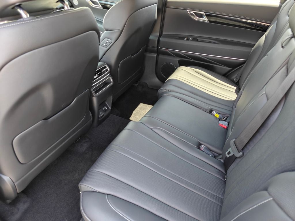 2027 Genesis GV80 2.5T