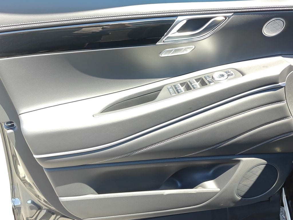 2027 Genesis GV80 2.5T