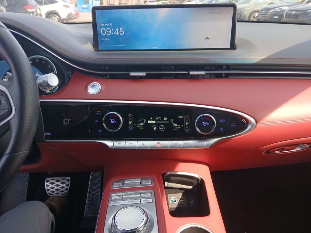 2023 Genesis GV70 2.5T