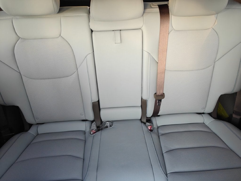 2027 Genesis GV70 2.5T Advanced