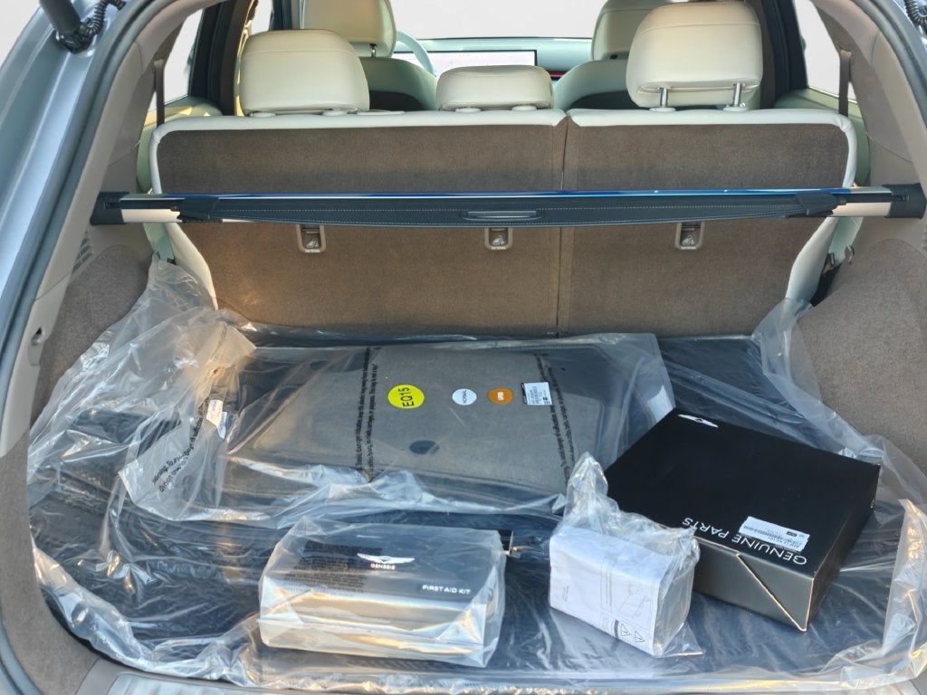 2027 Genesis GV70 2.5T Advanced