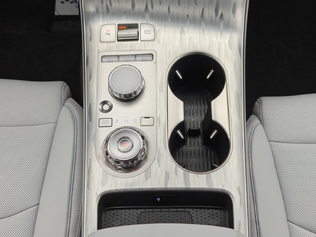 2027 Genesis Electrified GV70 19"