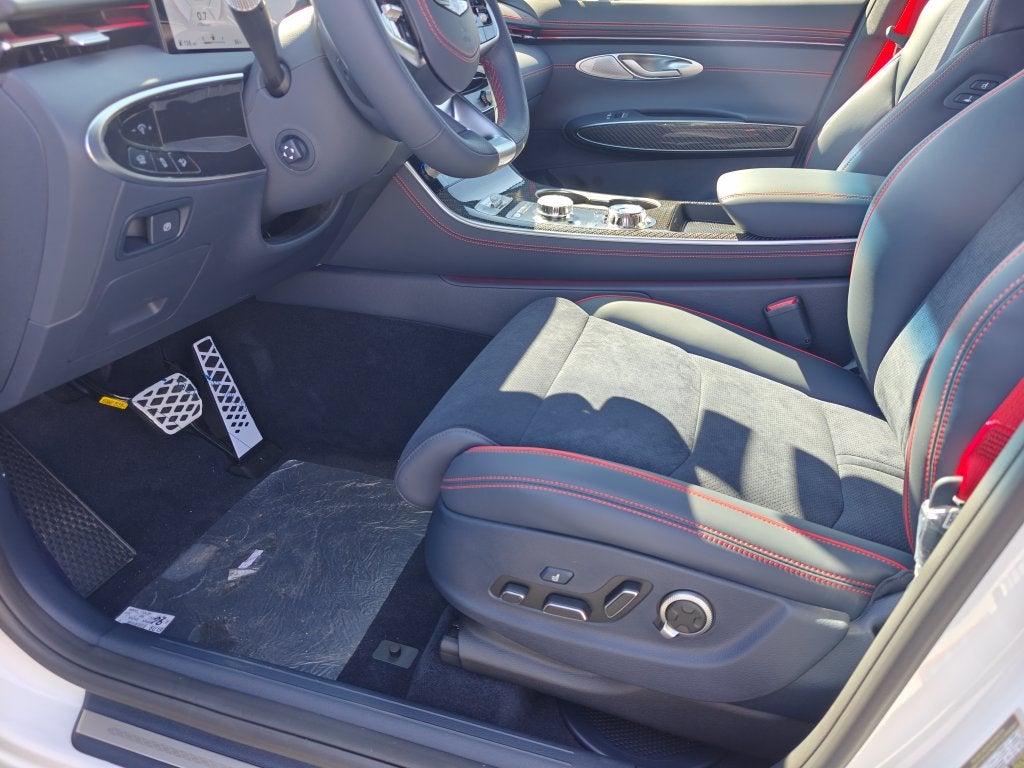 2027 Genesis GV70 3.5T Prestige Graphite