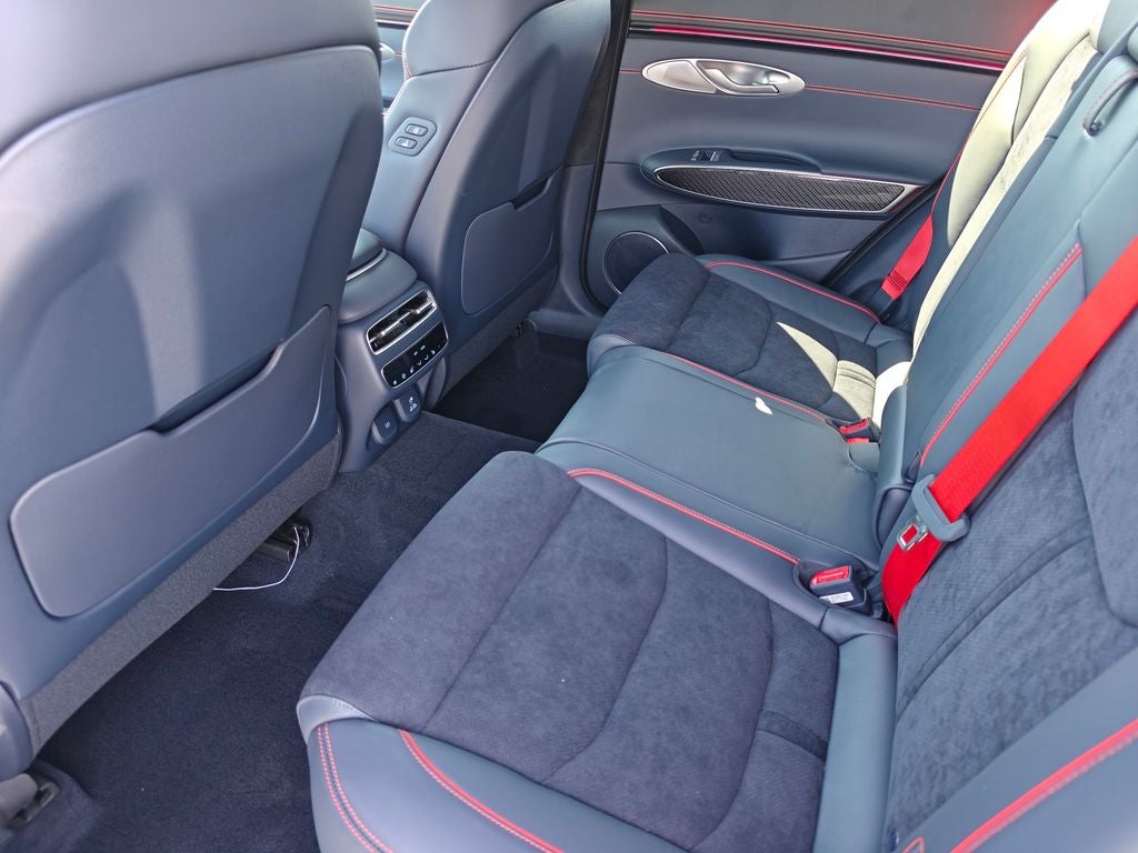 2027 Genesis GV70 3.5T Prestige Graphite