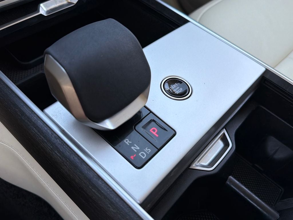 2024 Land Rover Range Rover SE LWB