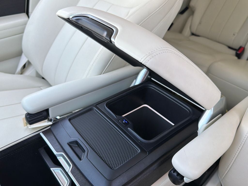 2024 Land Rover Range Rover SE LWB