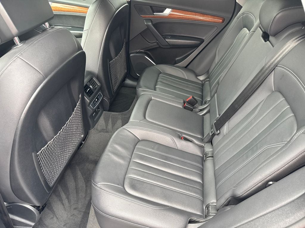 2022 Audi Q5 45 S line Premium quattro