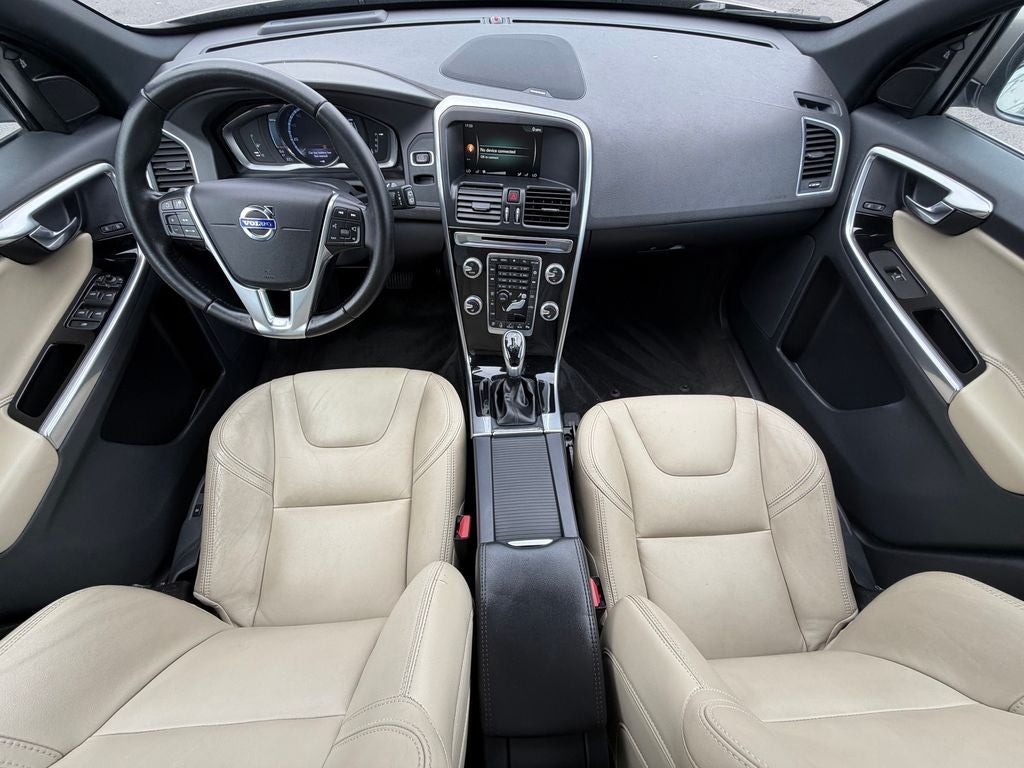 2016 Volvo XC60 T5 Platinum