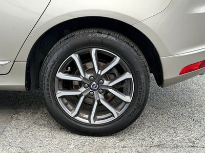 2016 Volvo XC60 T5 Platinum