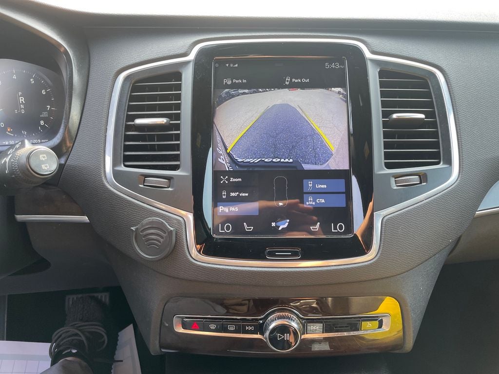 2019 Volvo XC90 T6 Momentum