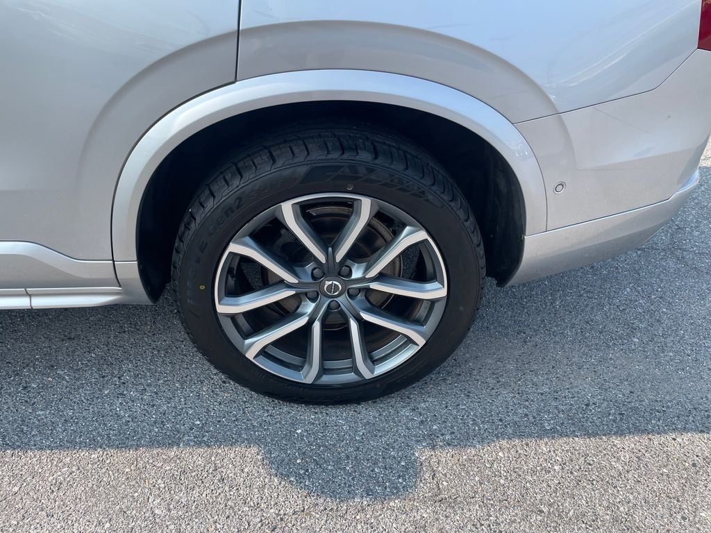2019 Volvo XC90 T6 Momentum