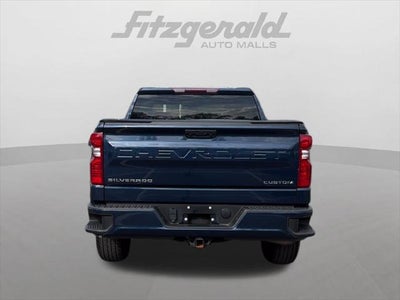 2023 Chevrolet Silverado Custom
