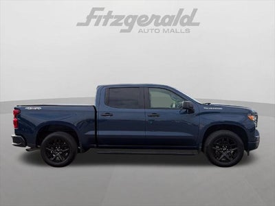 2023 Chevrolet Silverado Custom