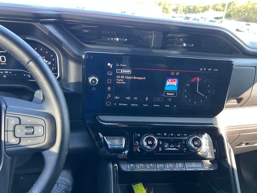 2023 GMC Sierra AT4