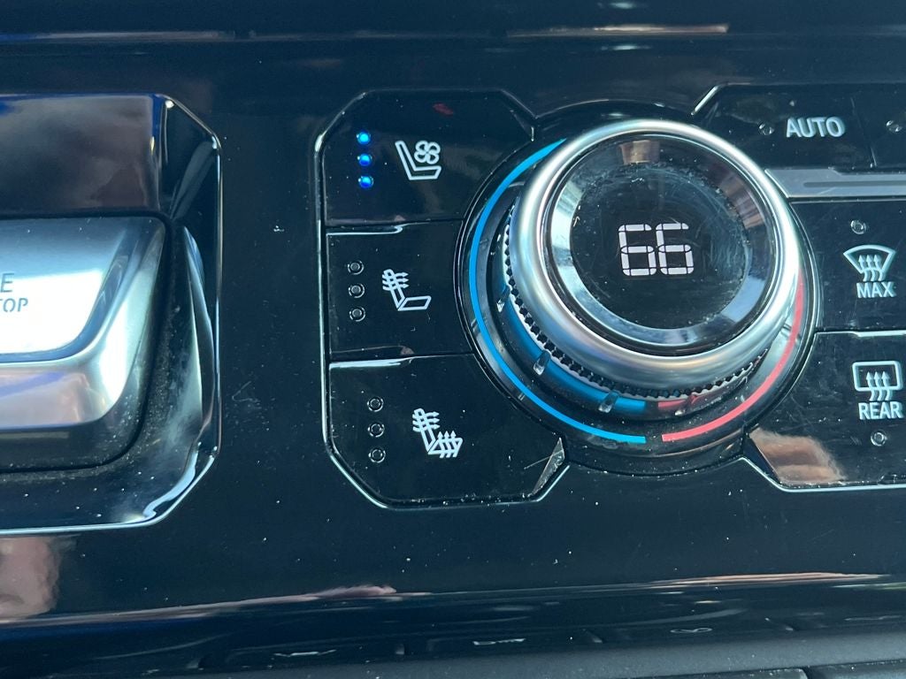 2023 GMC Sierra AT4