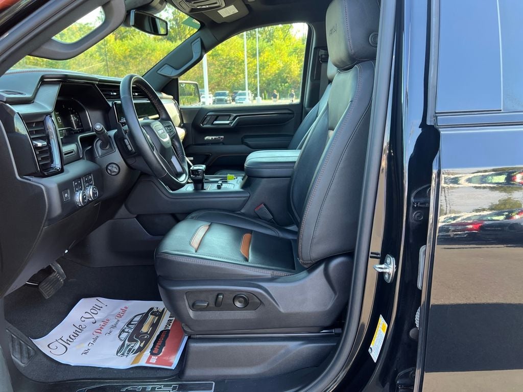 2023 GMC Sierra AT4