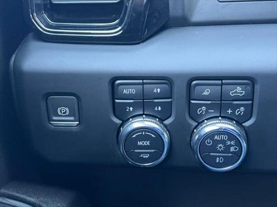 2023 GMC Sierra AT4