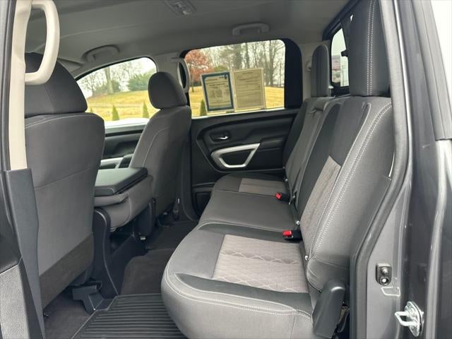 2024 Nissan Titan SV