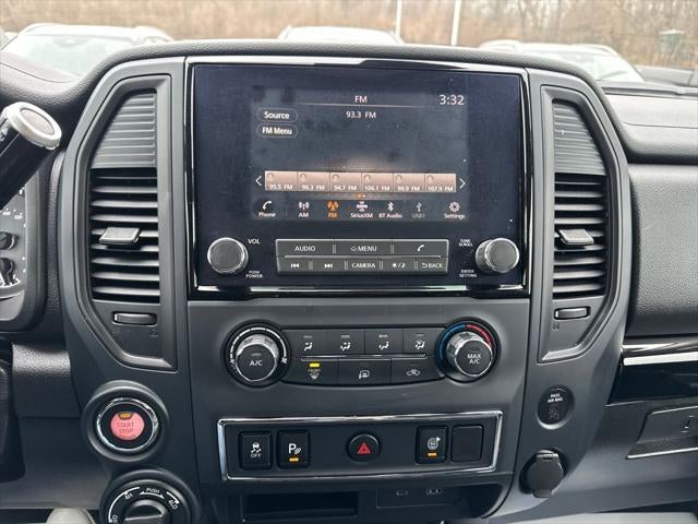 2024 Nissan Titan SV