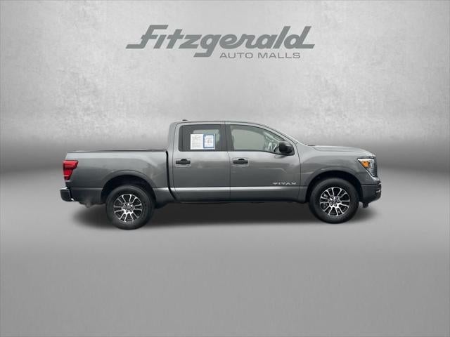 2024 Nissan Titan SV