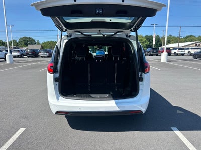 2025 Chrysler Pacifica Limited