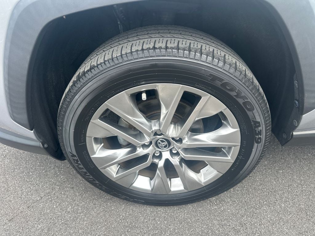 2020 Toyota RAV4 XLE Premium