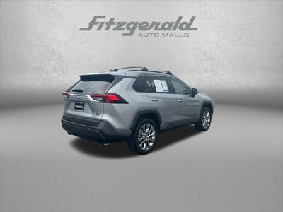 2020 Toyota RAV4 XLE Premium