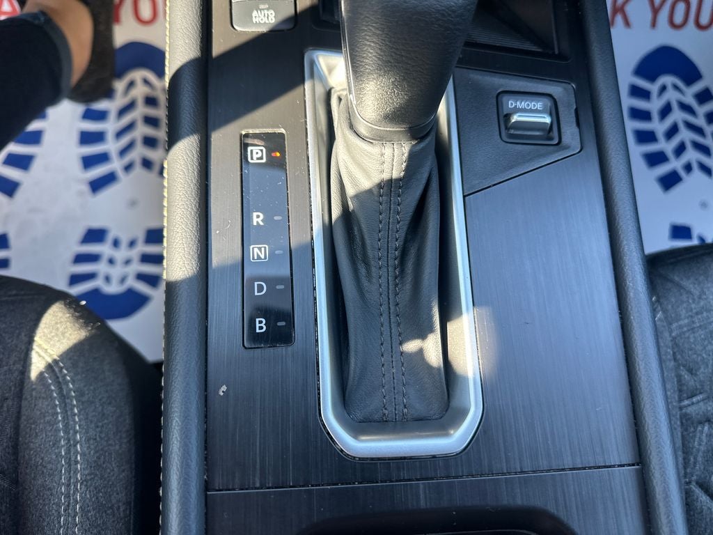 2025 Nissan Kicks MPV SV