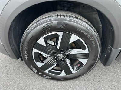 2025 Nissan Kicks MPV SV