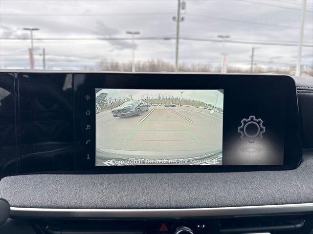 2025 Nissan Kicks MPV SV