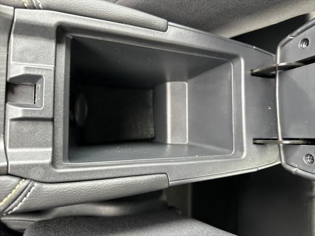 2025 Nissan Kicks MPV SV