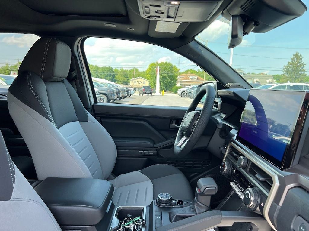 2025 Toyota Tacoma i-FORCE MAX TRD Off-Road i-FORCE MAX