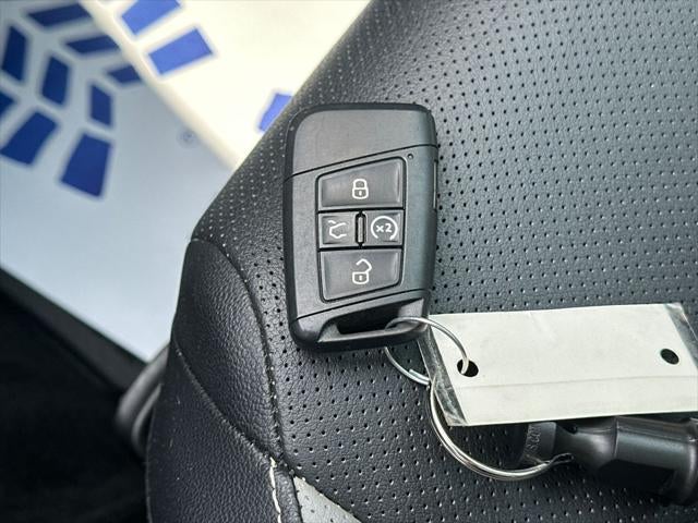 2023 Volkswagen Taos 1.5T SEL