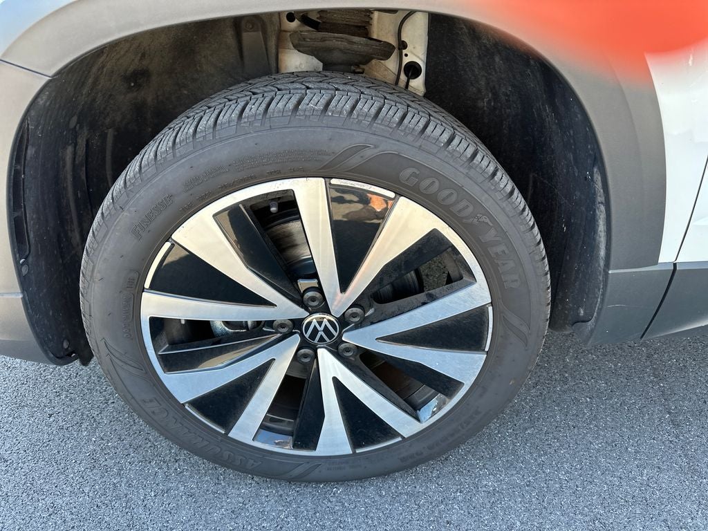 2024 Volkswagen Taos 1.5T SE
