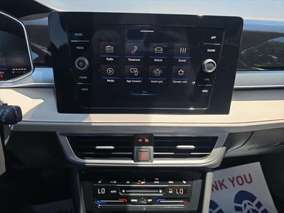 2025 Volkswagen Taos 1.5T SE