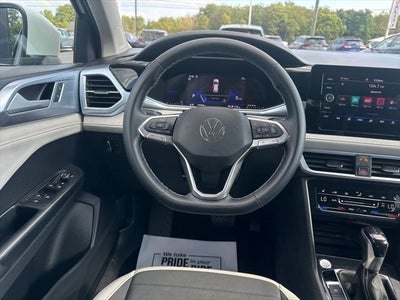 2025 Volkswagen Taos 1.5T SE