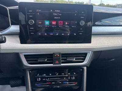2025 Volkswagen Taos 1.5T SE