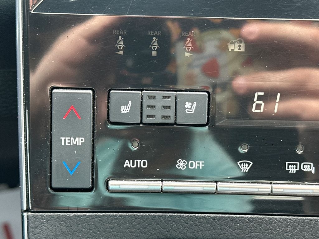 2019 Toyota Avalon Touring