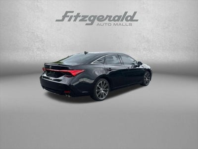 2019 Toyota Avalon Touring