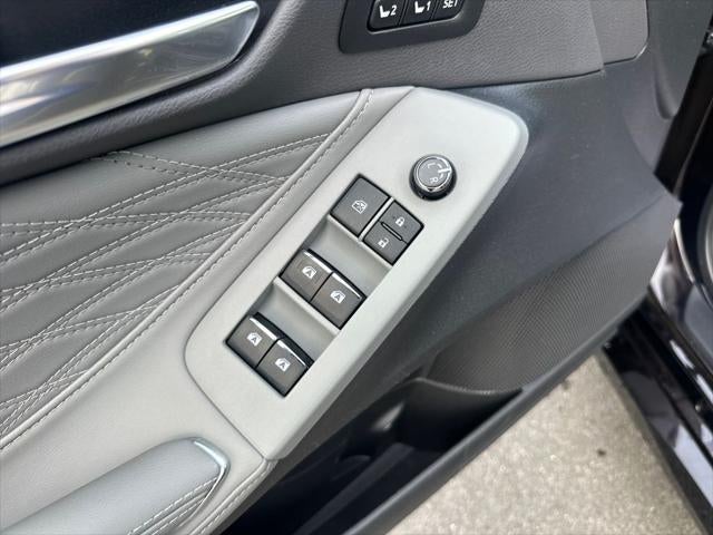 2020 Toyota AVALON HYBRID Limited