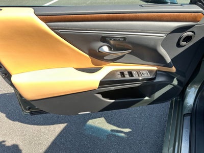 2025 Lexus ES 350