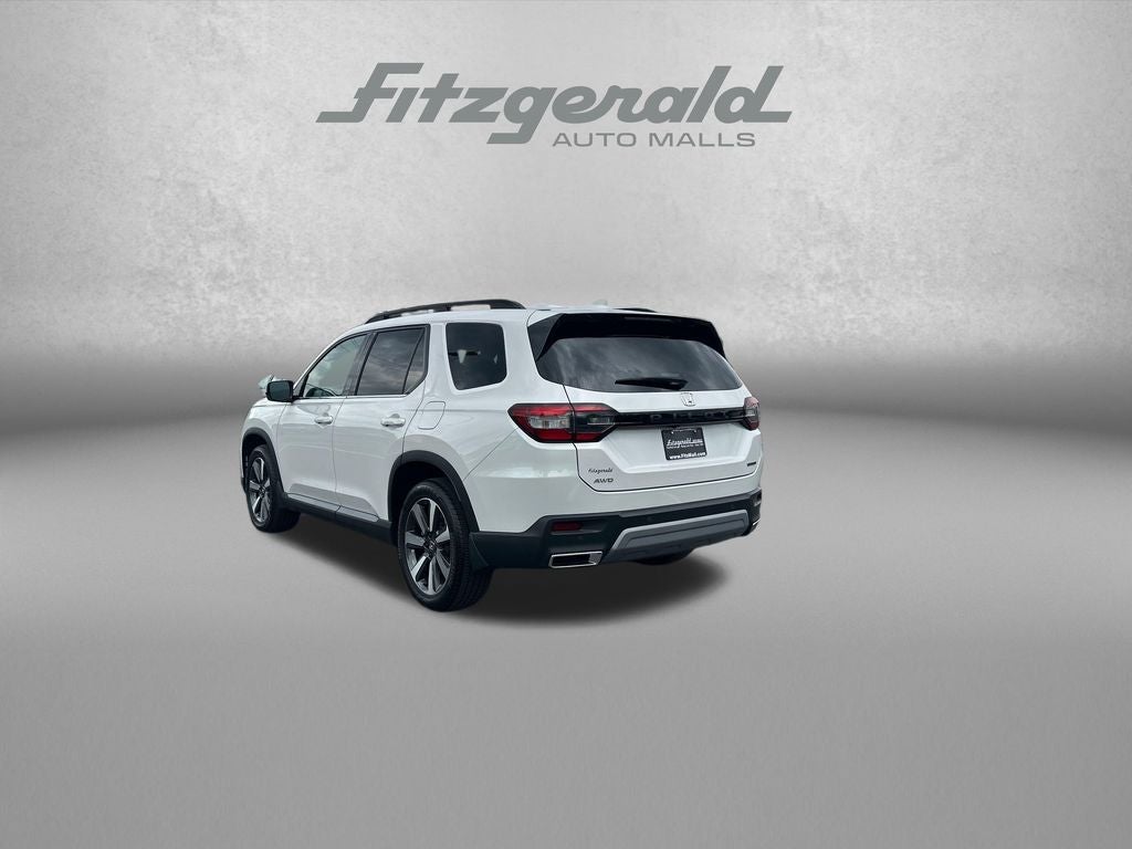 2025 Honda Pilot Touring
