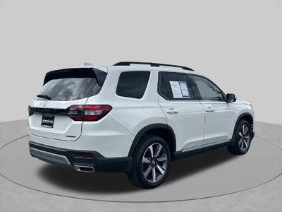 2025 Honda Pilot Touring